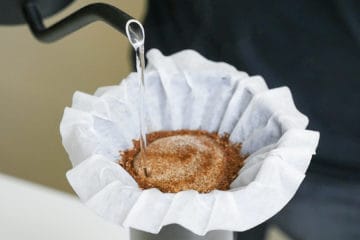 How To Turn AeroPress Into Coffee Dripper
